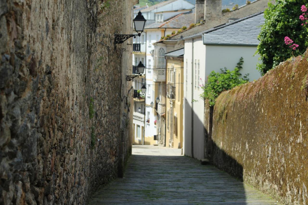 Hotel O Val Do Naseiro à Viveiro Extérieur photo