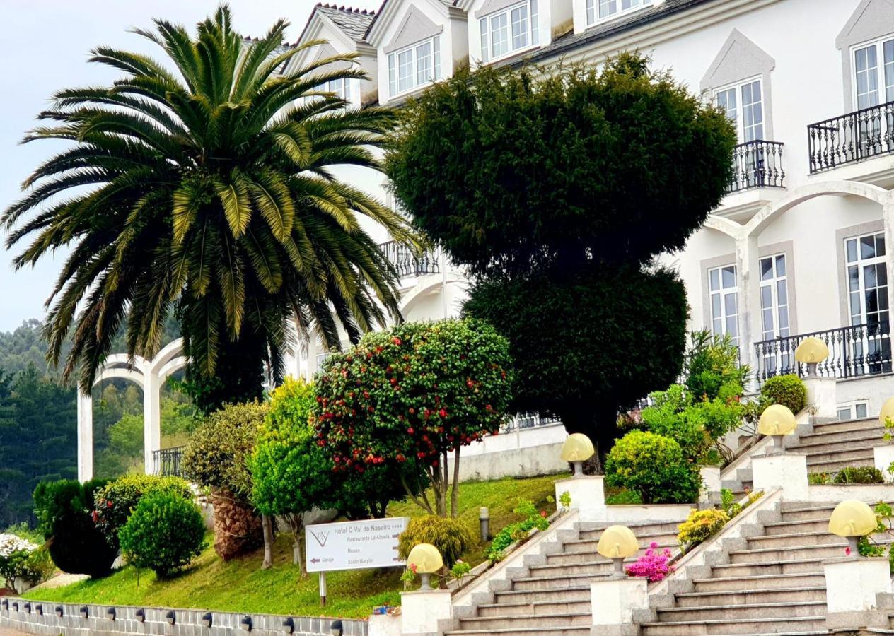 Hotel O Val Do Naseiro à Viveiro Extérieur photo